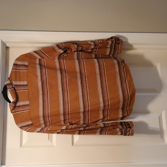 Goodfellow button down - Picture 5 of 6